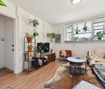 3 1/2 - Montréal (La Petite-Patrie) - 1 100 $/mois - Photo 2