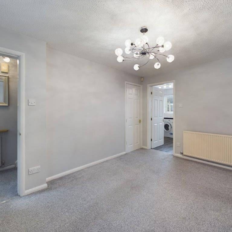 2 bedroom House to rent - Photo 1