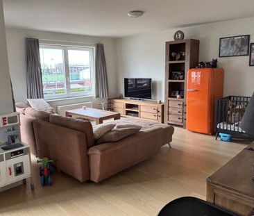 - MERELBEKE - Appartement met 2 slpk, terras en garagebox - Foto 4