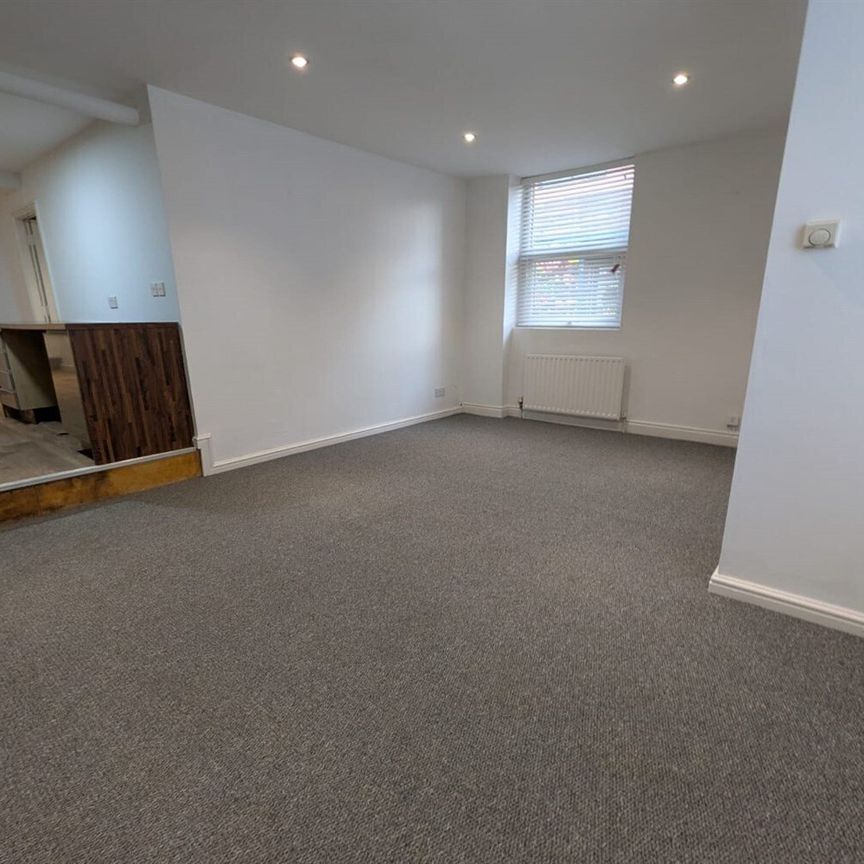 Alfreton Road, Nottingham, NG7 3NS - Photo 1