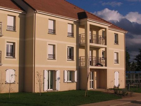 Location Appartement 2 pièces 38m² LA CHAUSSEE ST VICTOR 41260 - Photo 3