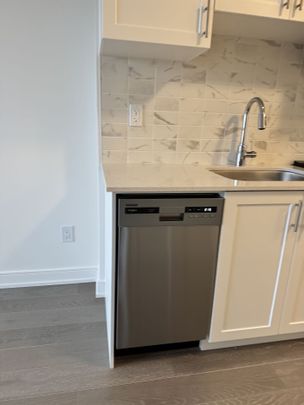 For Lease - 705 Davis Drive Unit# 809, Newmarket, Ontario - Photo 1