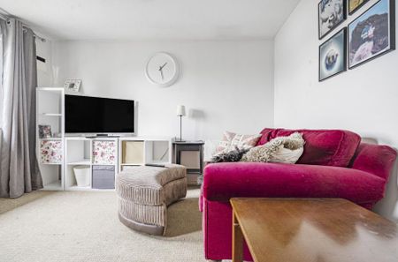 Queens Road, Guildford - 1 bedroomProperty for lettings - Seymours - Photo 2