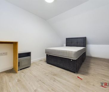 House share to rent - Photo 3