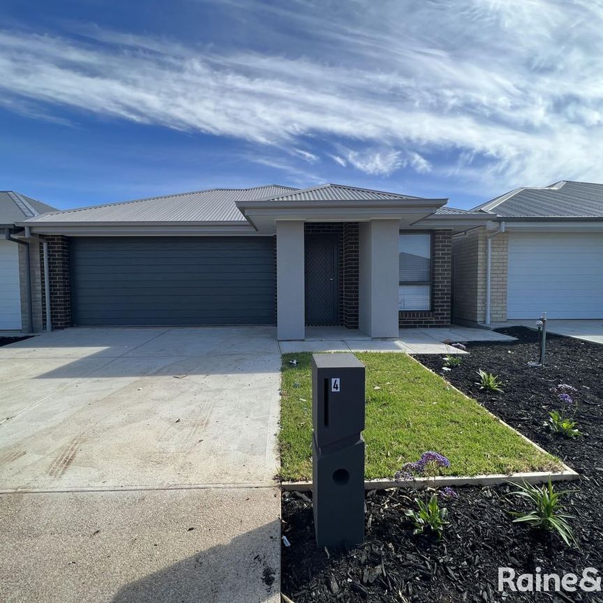 4 Jacaranda Road, Davoren Park, SA 5113 - Photo 1