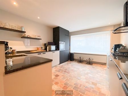 Ruime gerenoveerde woning met 3 slaapkamers in hartje Oud Knokke⁠ ⁠​ - Foto 3