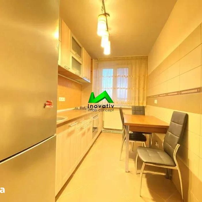 Apartament de inchiriat 3 camere Sibiu Rahovei - Fotografie 1