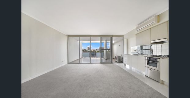 Rooftop apartment situated in the heart of Chippendale - Photo 1