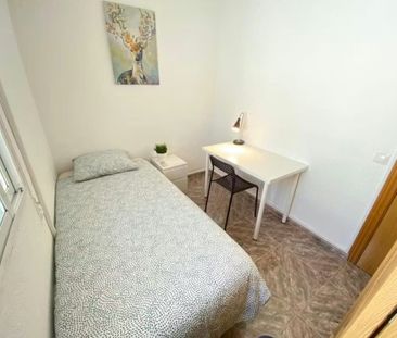 Calle Extremadura, Getafe, Community of Madrid 28903 - Photo 5