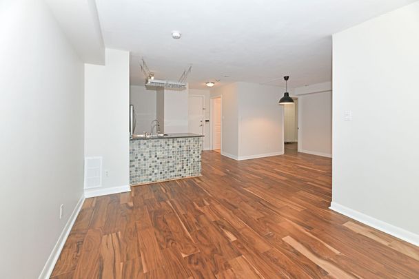 For Lease - 323 Richmond Street Unit# 1008, Toronto, Ontario - Photo 1