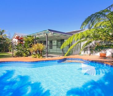 Sapphire Beach, 13 Canomie Street - Photo 6