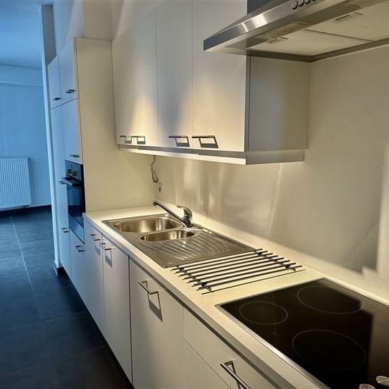 Appartement te huur - Photo 1