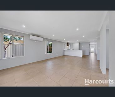 6 Cobbler Way, Two Rocks, WA 6037 - Photo 5