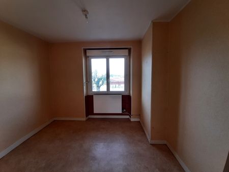 Location - Appartement T3 - 61 m² - Damprichard - Photo 2