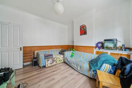 6 bedroom terraced house to rent - Photo 3