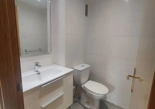 Calle de Eduardo Barreiros, Madrid, Community of Madrid 28041