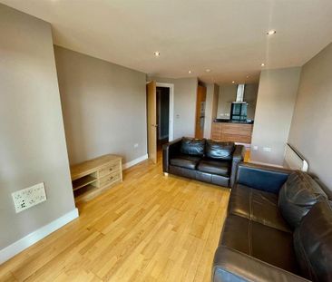 2 bedroom apartment to rent - Photo 2