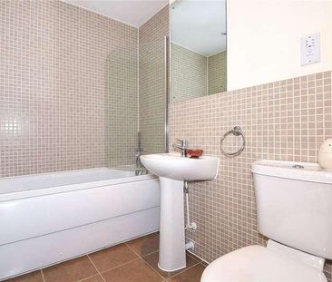 Merrion Court, Pembroke Road, Ruislip, Middlesex, HA4 - Photo 5