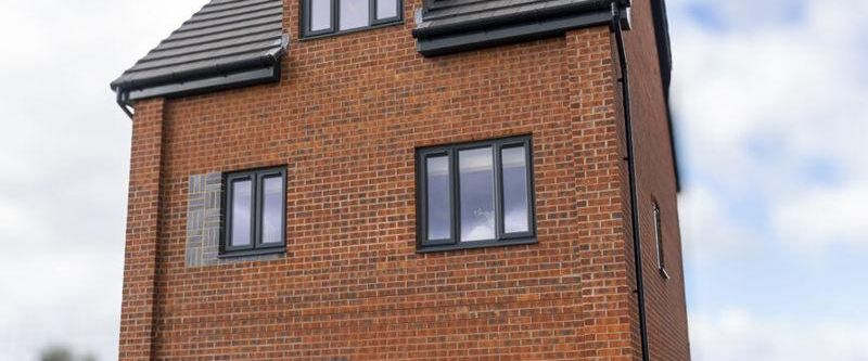 4 bedroom property to rent - Photo 1