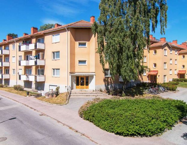 Tallåsvägen 7 A - Photo 1