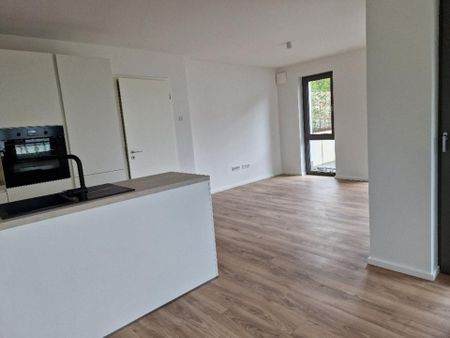 Terrassenwohnung mit Einbauküche (Neubau) - Foto 3