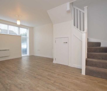 2 bedroom semi-detached house to rent - Photo 3
