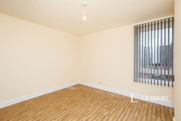 2 bedroom apartment to rent Radford Road, NG7 - Photo 1