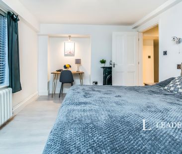 2 bedroom house to rent High Street, Brasted, Westerham, Kent, TN16 - Photo 2