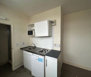1 bedroom property to rent - Photo 4