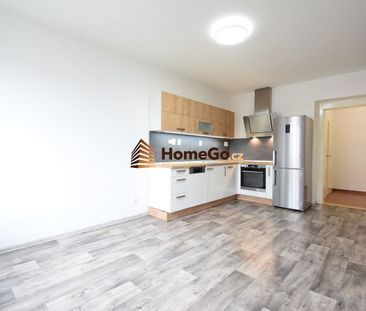 Pronájem bytu 2+kk 50 m² - Fotografie 3