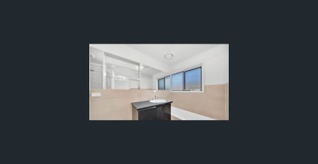 In the heart of Werribee.. - Photo 3