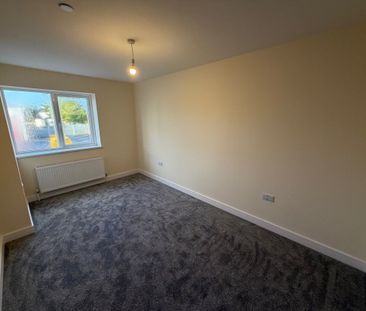 West Street, Gorseinon, SWANSEA - Photo 5