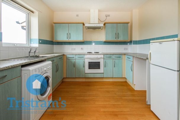 2 bed Apartment for Rent - Photo 1