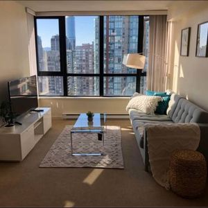 Furnished 1 Bed + Den with Stunning Downtown Views in Yaletown - Photo 2