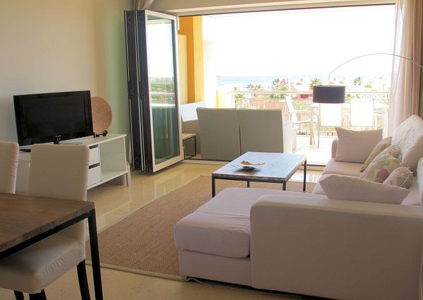 Apartment with views in Ribera del Marlin