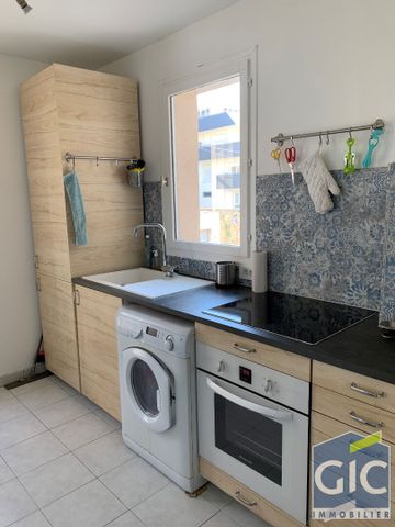 Location Appartement 3 pièces 66m² - Photo 3