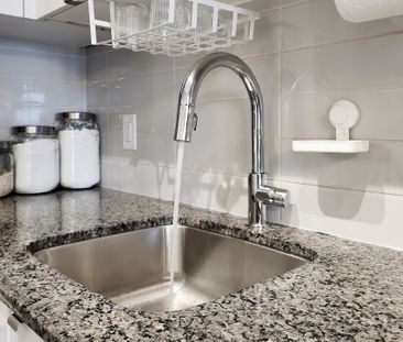 For Lease - 9 Valhalla Inn Road Unit# 2505, Toronto, Ontario - Photo 4