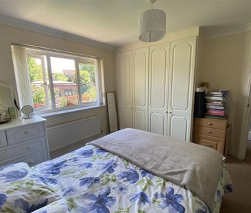 3 bedroom detached house to rent - Photo 6