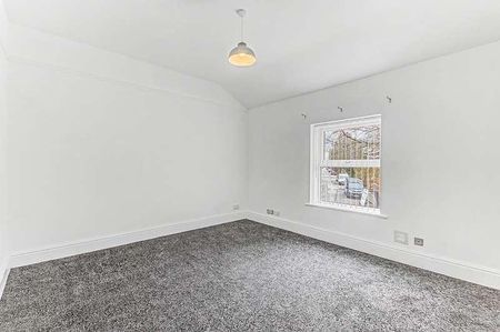Manchester Road, Partington, Manchester, M31 - Photo 5