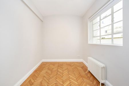 2 bedroom flat in Belsize Park - Photo 4