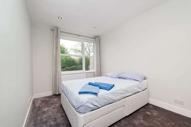 Park Close, Oxford - Photo 1