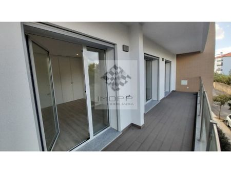 3 room luxury Flat for rent in Quinta das Marianas (Parede), Cascais, Lisbon - Photo 3