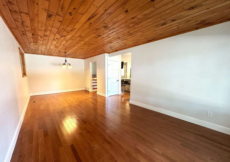 For Lease - 139 Carlson Drive, Newmarket, Ontario - Photo 3