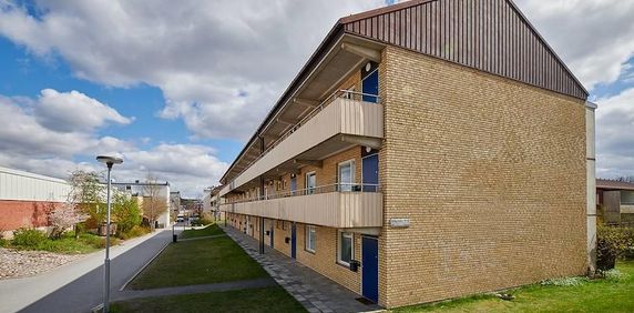 Kung Hans väg 93 a, Rotebro - Photo 2