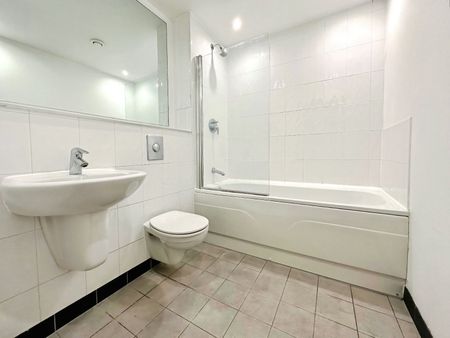 1 bedroom apartment to rent - Photo 4