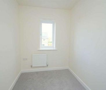 Blencarn Crescent, Seacroft, Leeds, LS14 - Photo 4