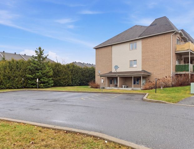 À louer / Appartement - Photo 1