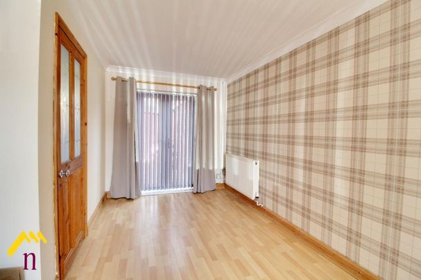 3 bedroom terraced house to rent - Photo 1