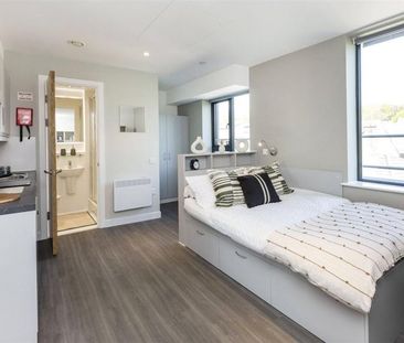 Studio to rent - Photo 3