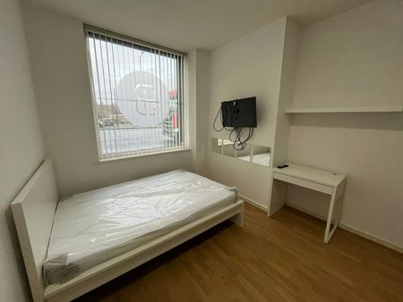 Studio flat to rent on - Photo 5